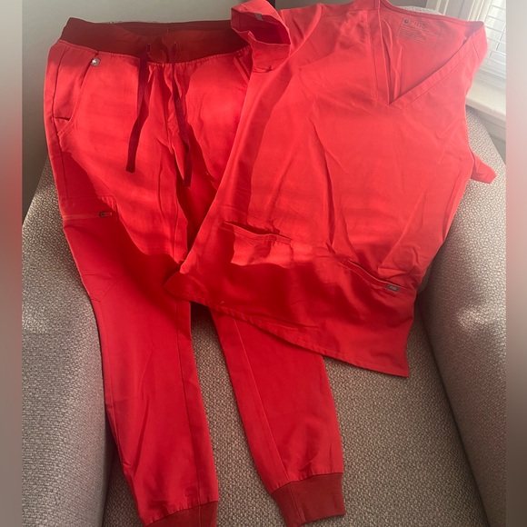 Figs set - Picture 1 of 5